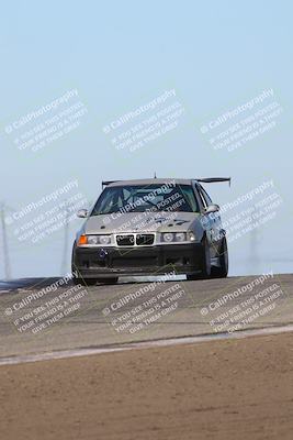 media/Oct-26-2025-CalClub SCCA (Sun) [[8ce1e69566]]/Group 4/Grapevine/